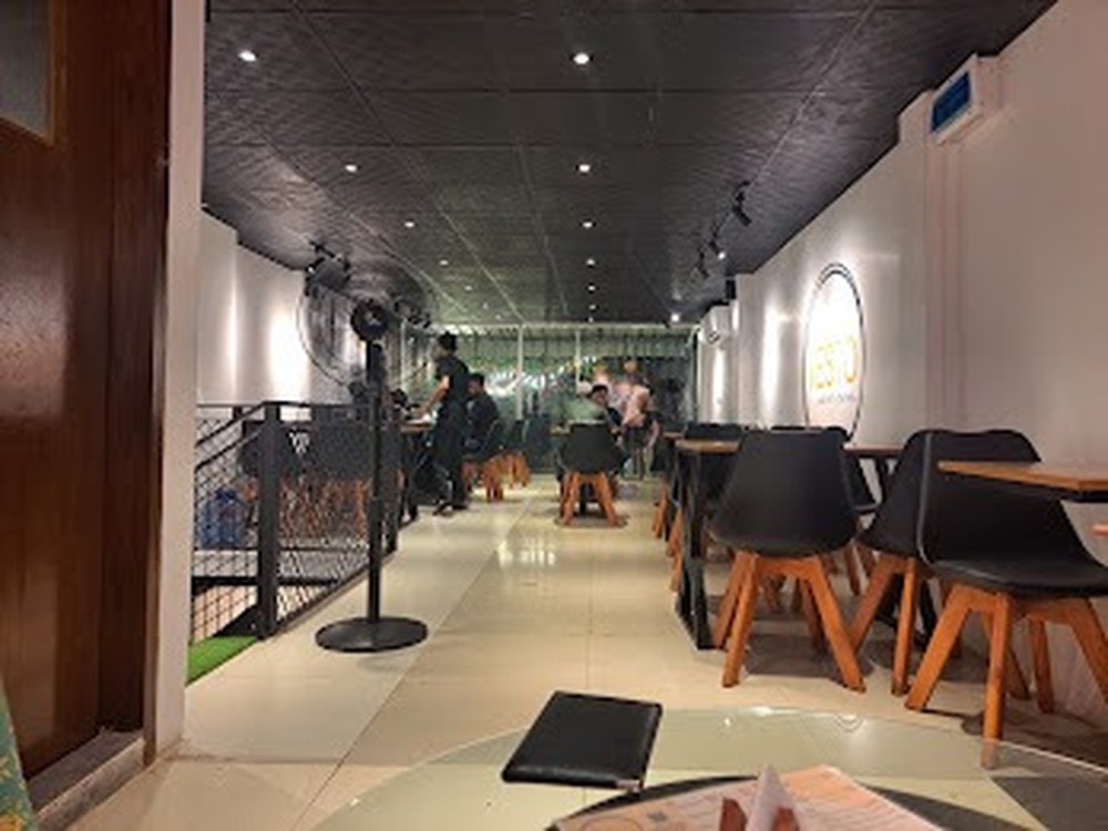 Resto dining area